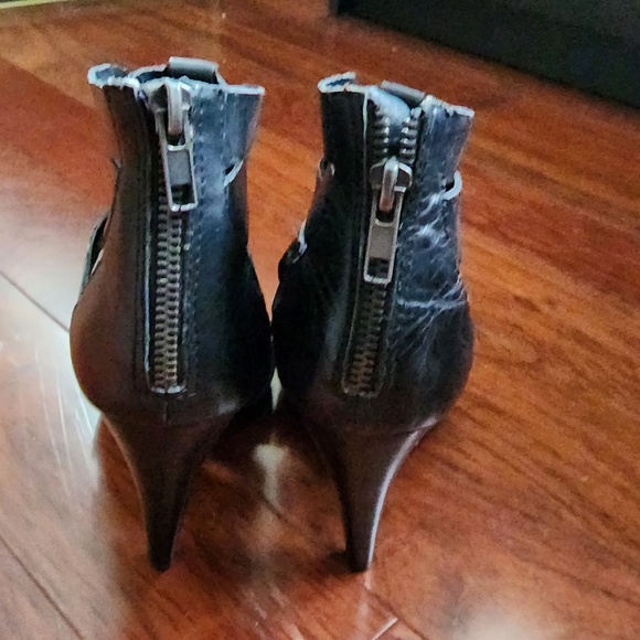 Nine West Caged Heels - Picture 3 of 3